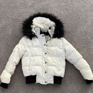 Appaman Kids Cream Puffer Jacket with Black Fur Hood